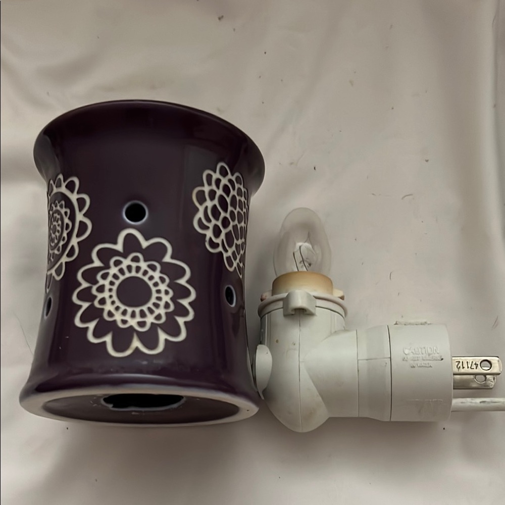 Purple Floral Electric Wax Warmer - Picture 7 of 7